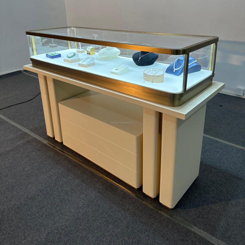 Maßgefertigter Edelstahl-Schmu – Luxury Watch Exhibition Bewertung und Preis