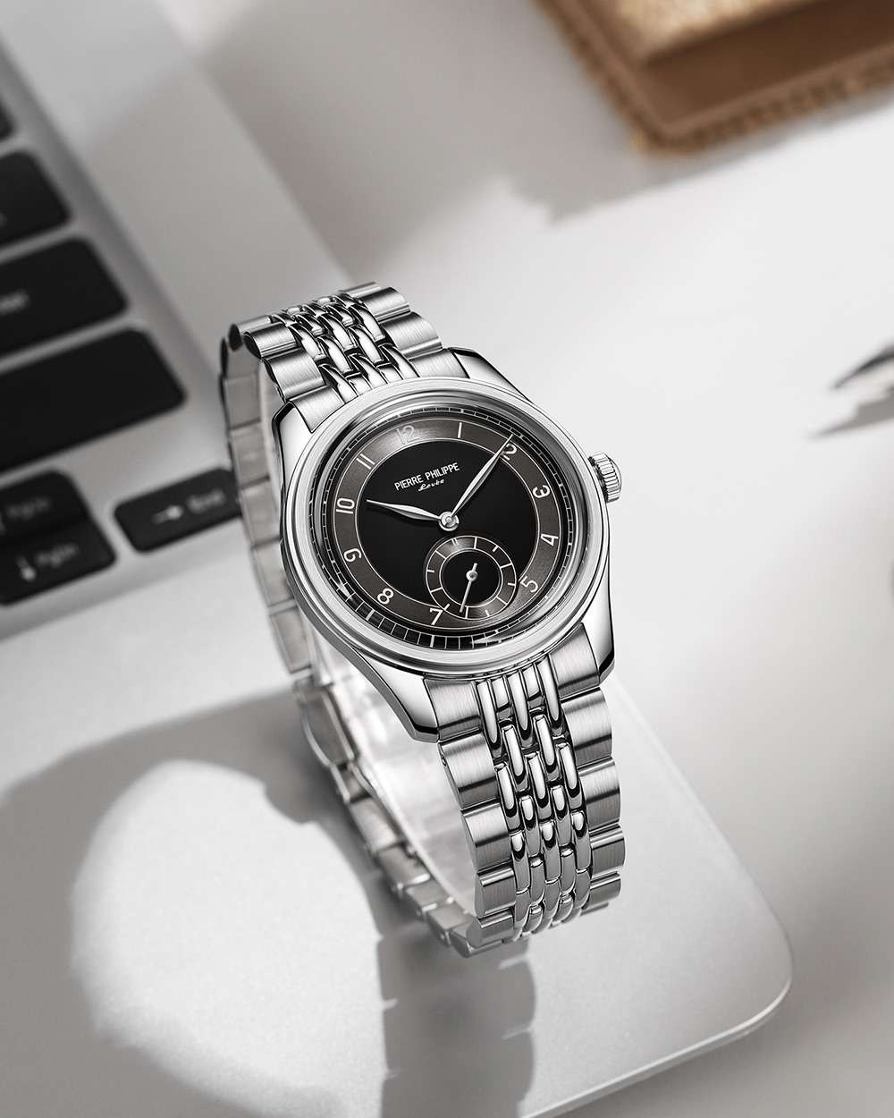 PIERRE Retro Formelle Armbandu – Cloisonne Enamel Dial Bewertung und Preis